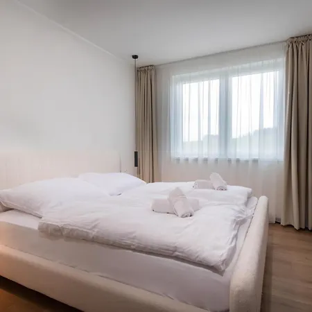 Apartman Tatrystay Pod Lesom Comfort & Luxury Near Golf Kakaslomnic